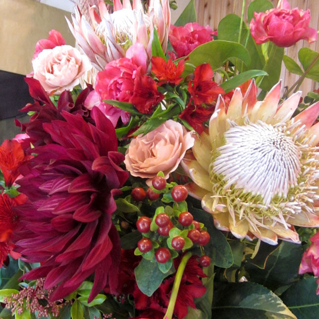 開店祝い　花　おまかせスタンド花　東京　二子玉川の花屋　ネイティブフラワーイーダ