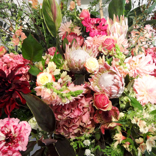 開店祝い　花　グリーンフラッシュ　スタンド花　東京　二子玉川の花屋　ネイティブフラワーイーダ